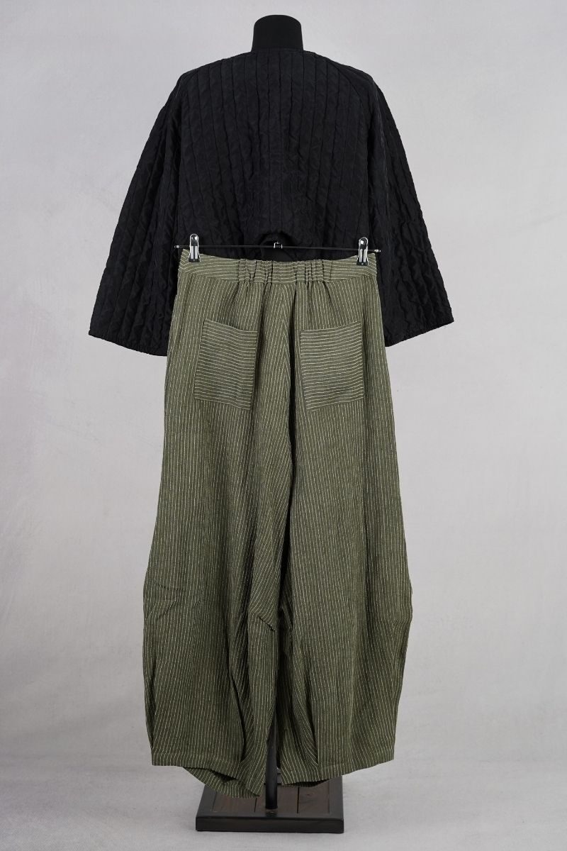 dogstar-ember-tuck-pants-moss-abby-maud-dos-pied.jpg dogstar ember tuck pants moss abby maud dos pied