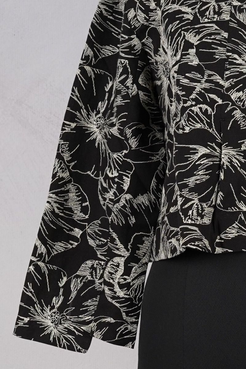 dogstar-sazanka-short-jacket-black-abby-maud-face-manche.jpg dogstar sazanka short jacket black abby maud face manche