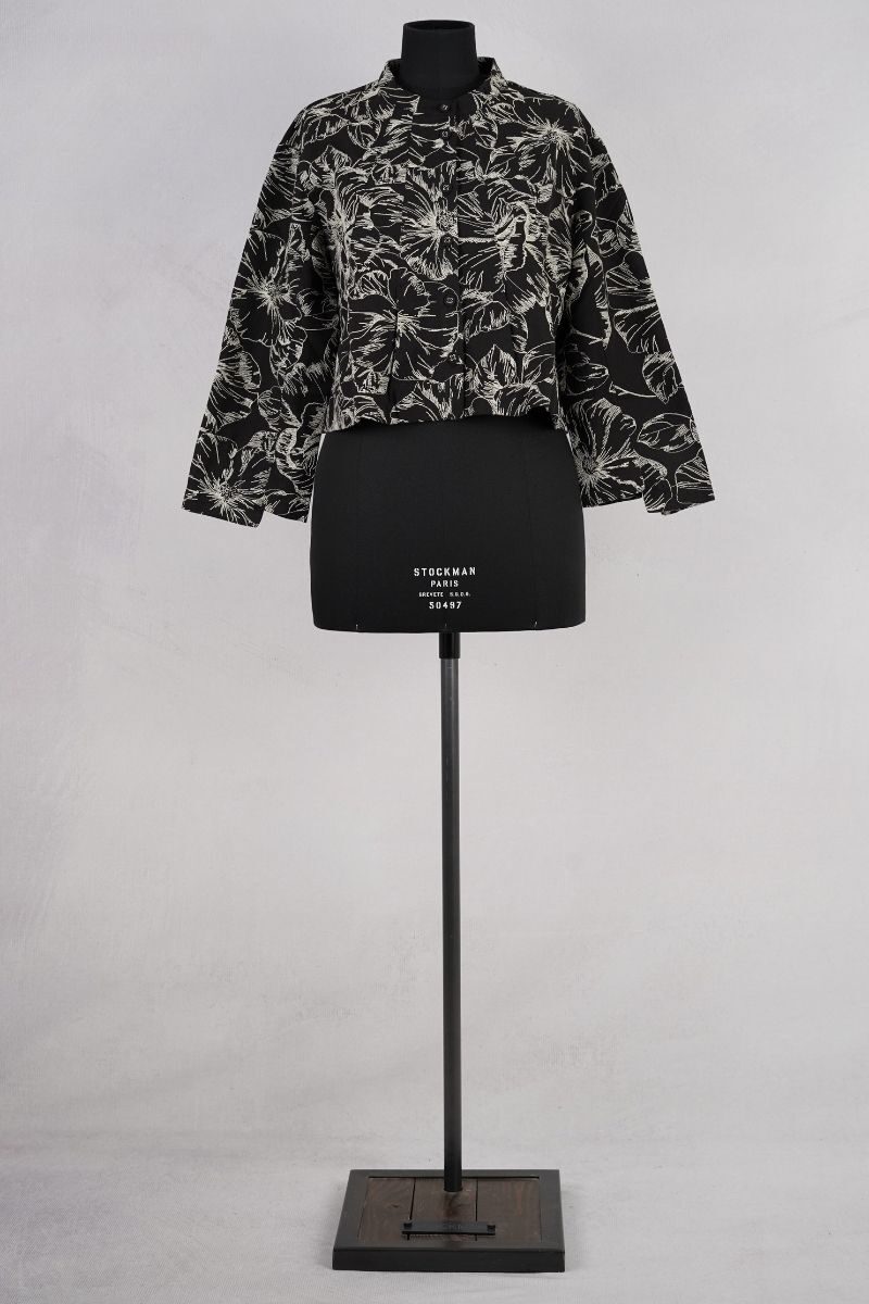 dogstar-sazanka-short-jacket-black-abby-maud-face-pied.jpg dogstar sazanka short jacket black abby maud face pied