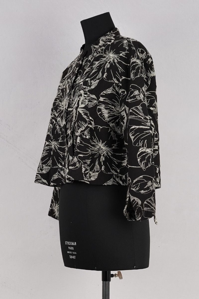 dogstar-sazanka-short-jacket-black-abby-maud-profil.jpg dogstar sazanka short jacket black abby maud profil