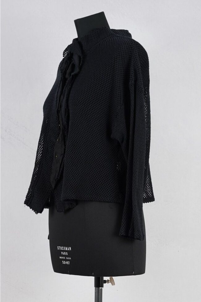 krista larson crop fishnet cardigan black abby maud profil 2 krista larson crop fishnet cardigan black abby maud profil 2
