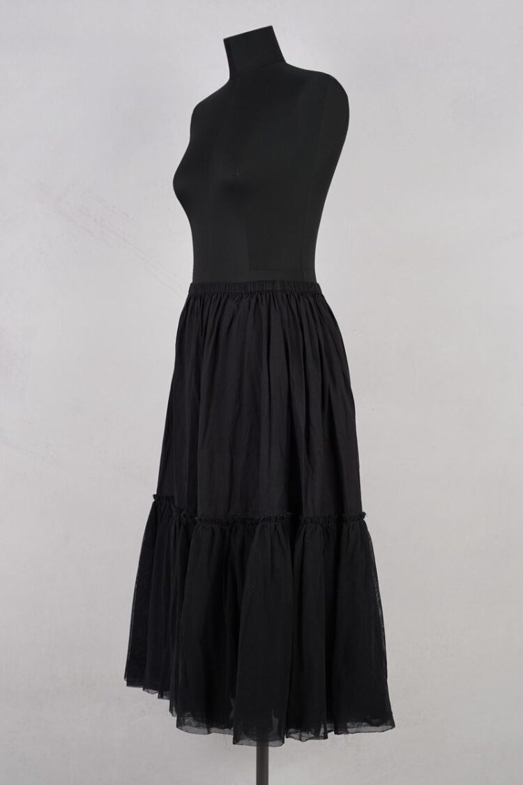 krista larson designs jupe foundation skirt black abby maud profil krista larson designs jupe foundation skirt black abby maud profil