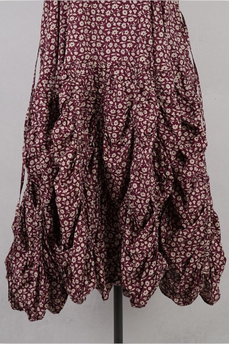 krista larson designs robe low rouched slip merlot floral abby maud face volants krista larson designs robe low rouched slip merlot floral abby maud face volants
