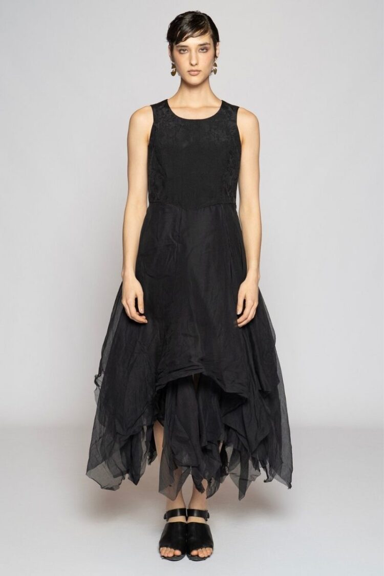 dogstar robe spike black abby maud 7